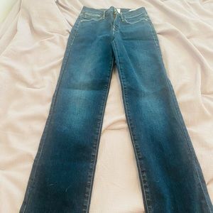 Frame Le High Straight Jeans